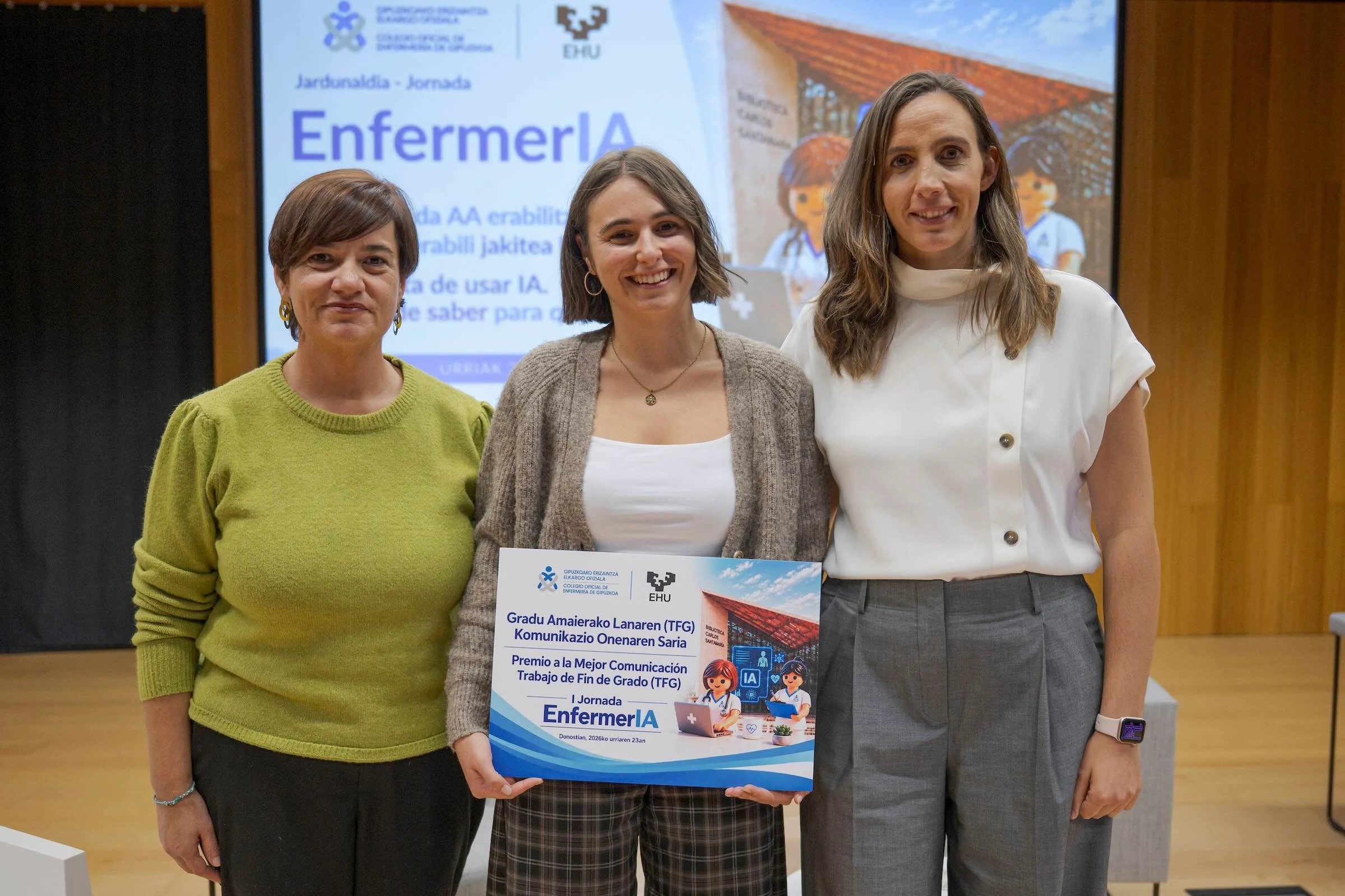 Arrate Zumeta, Garazi Garrido e Itxaso Mugica.
